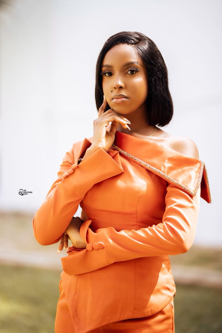 Shooting mode en tenue orange